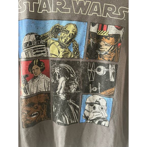 Star Wars Top Women's Medium Gray Graphic Tee Scoop Neck Dart Vader Skywalker - Picture 3 of 6